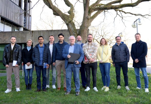 Gruppenfoto der Digitalisierungsbeauftragten der Kommunen im Saarpfalz-Kreis